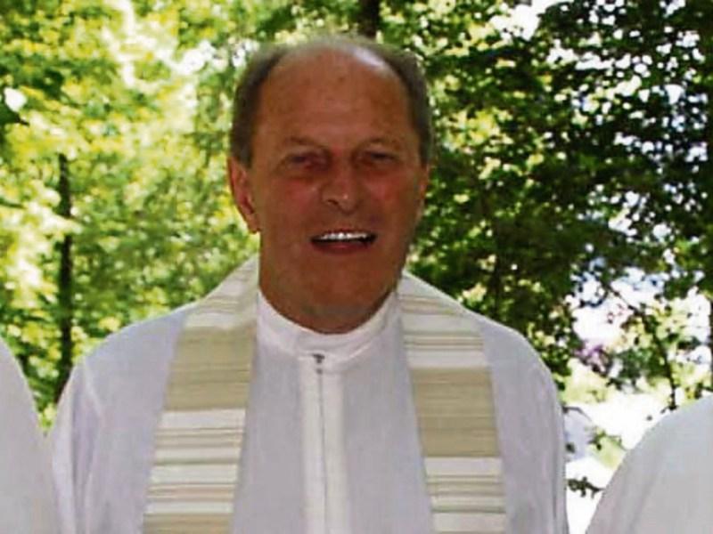 Tributes paid to former champion hurler and well-known Limerick priest Fr Liam Kelly