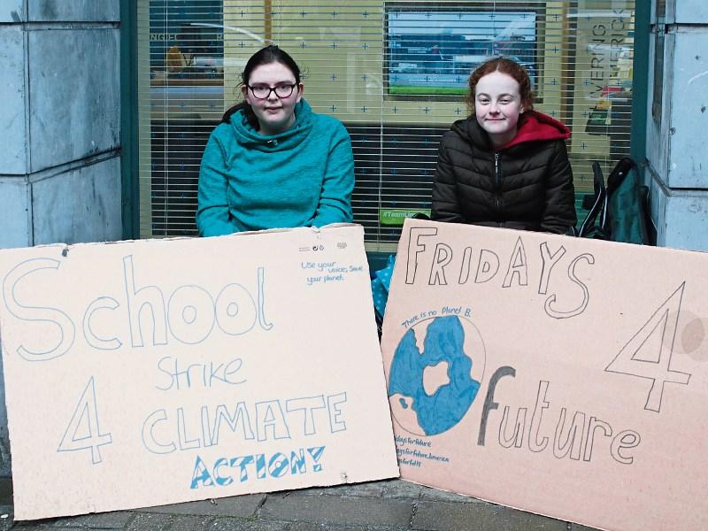 Protest: Gaelcholaiste Luimni students Caitlin Ni Chaoindealbhain and Saoirse Exton