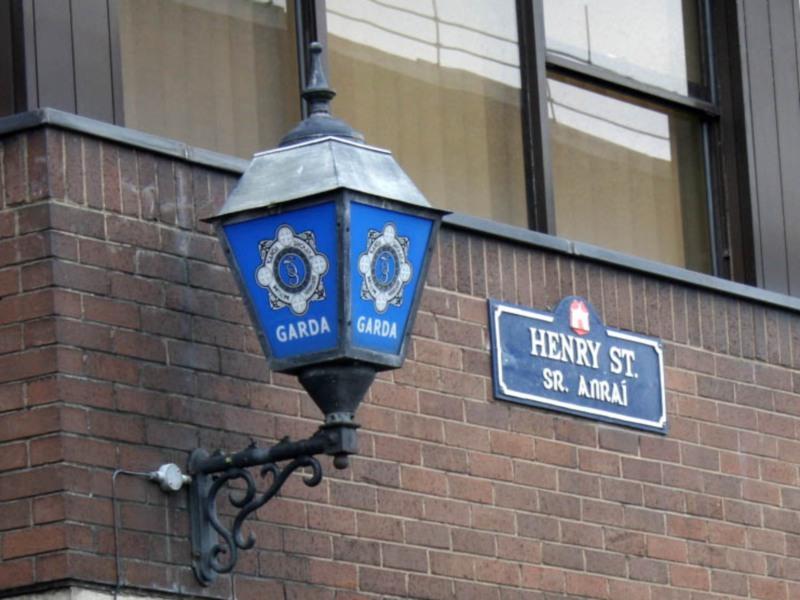 Man released without charge following seizure of drugs and submachine gun during Limerick searches