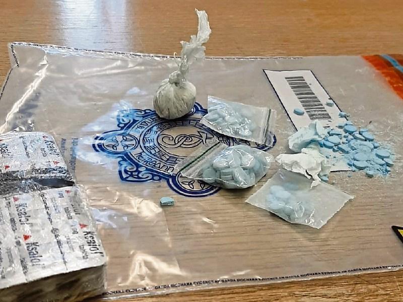 Drugs and cash seized following hour-long pursuit in Clare