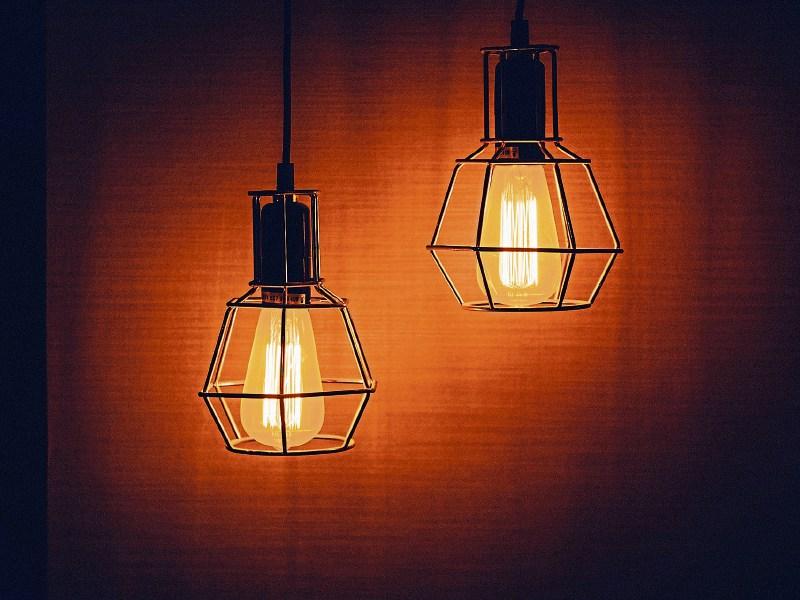 Limerick people urged to 'Shine a Light' in support of those battling Covid-19