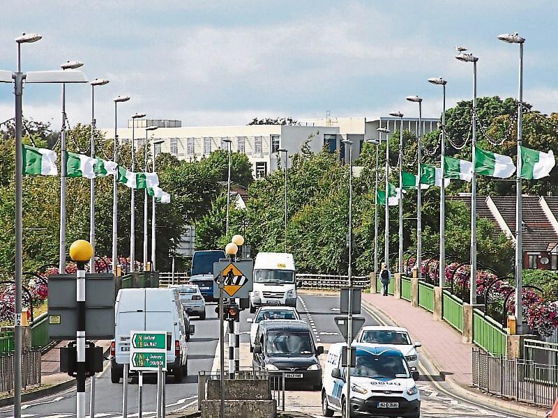 Limerick Council urged to move on cycle lanes for Shannon Bridge.
