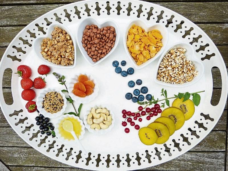 Healthy Eatnig: 'The pros and cons of a vegan diet' - Debbie Devane