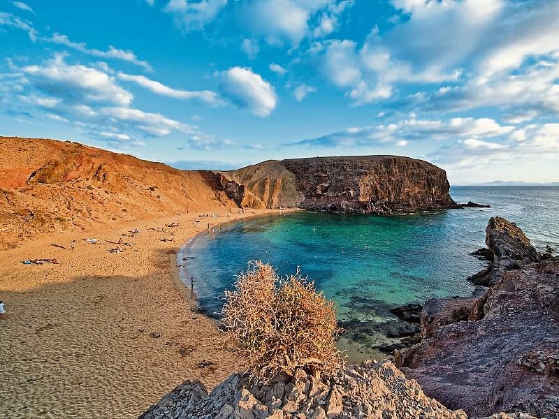 Limerick travel agents join national bid to preserve jobs