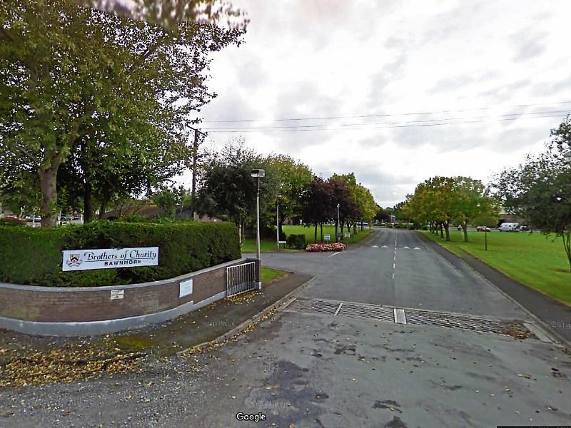  Fire extinguisher thrown at care workers' cars after work