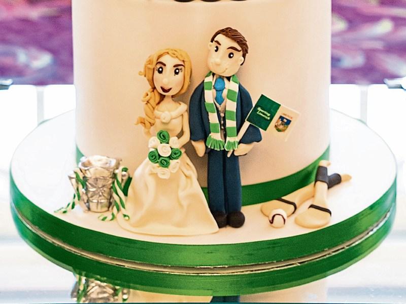 ‘Luimneach abú!’ As couple say ‘I do’ with hurling-themed wedding cake