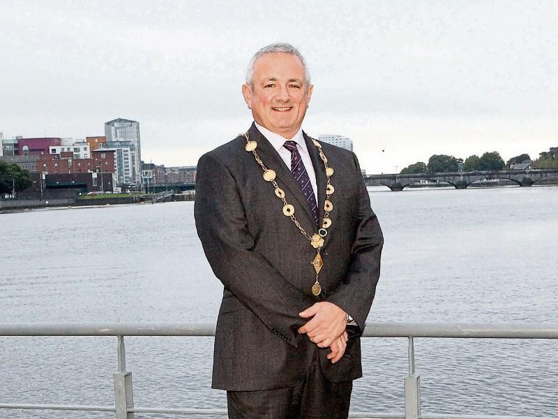 Limerick's metropolitan mayor to face fresh probe over car crash