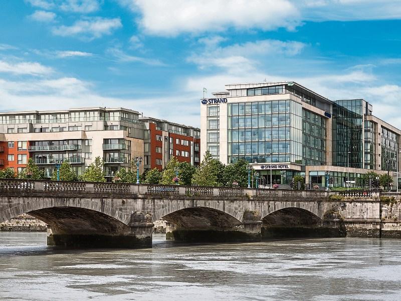 Over 100 roles at Mid-West Jobs Shop in Limerick