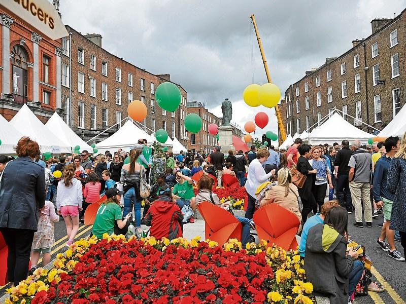 Putting Limerick in the picture:  Society's annual calendar