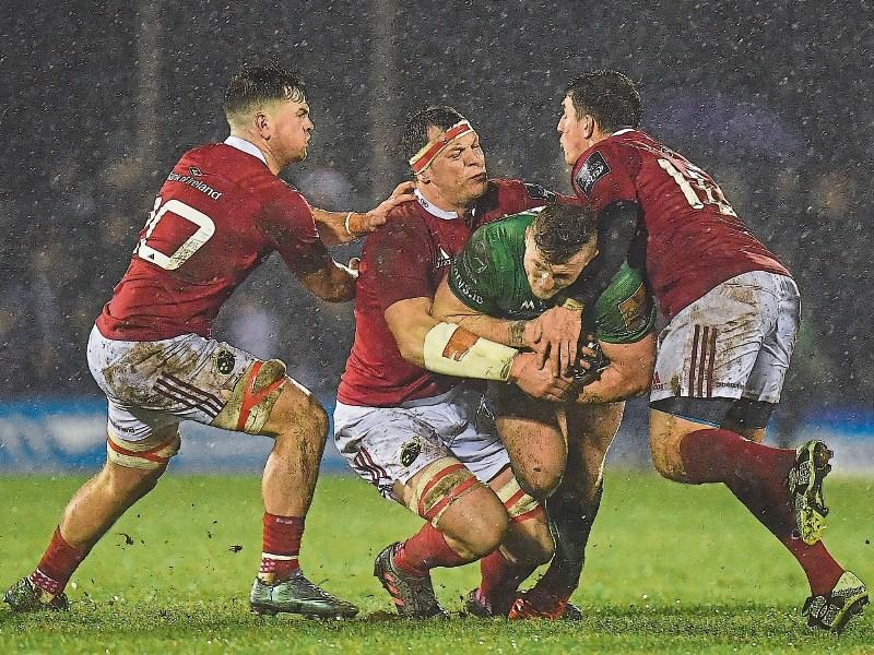 New Year's cheer for PRO12 leaders Munster with win at Connacht