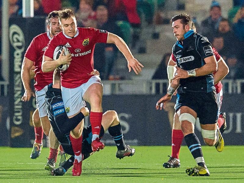 Munster's Scannell enjoys life centre of attention