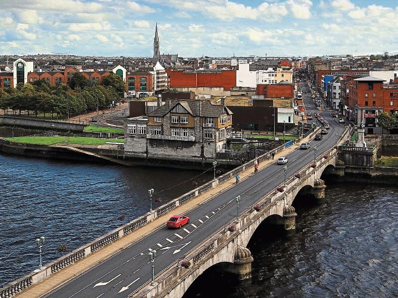 No buoys allowed for protected bridge in Limerick