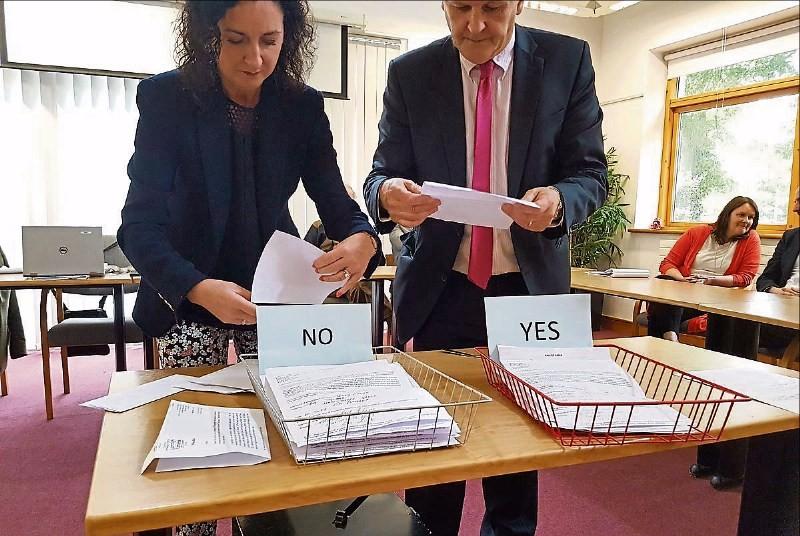 Vote to rename The Square in Newcastle West comprehensively rejected