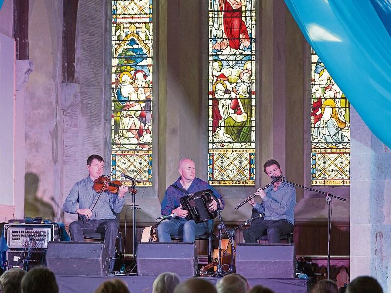 Ceol agus craic in Kilfinane for Fleadh