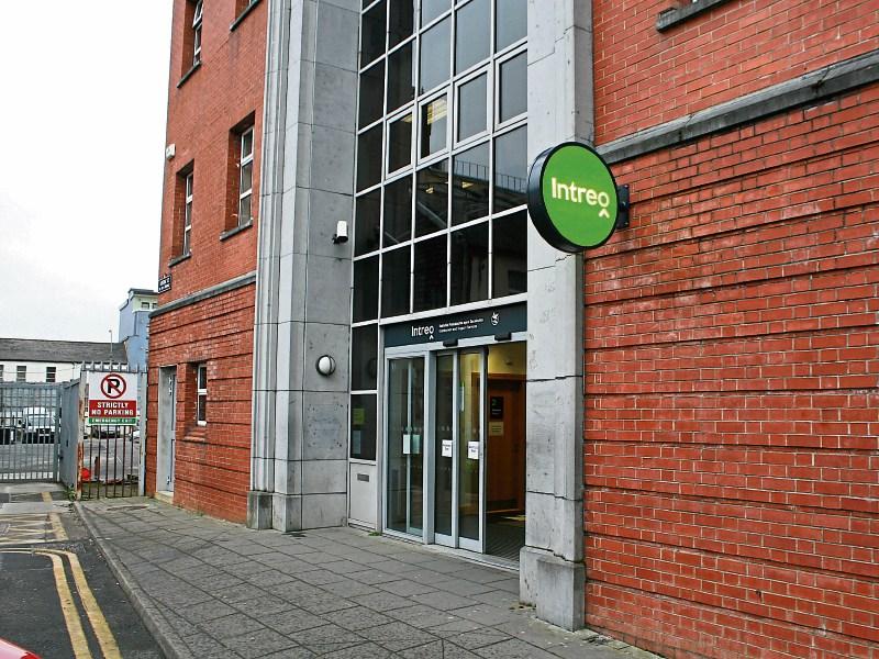 Number on Live Register in Limerick falls to 10,917