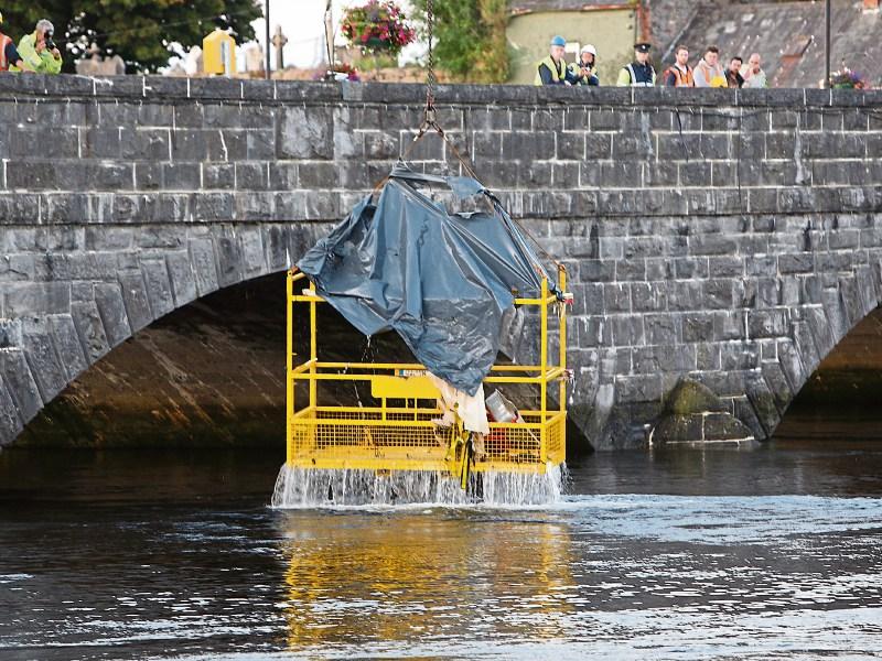 Memorial plaque for Limerick bridge victims put on hold