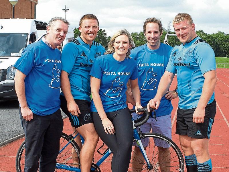 Taking part in last year’s Pieta House 100 cycle were: Kieran O'Brien Pieta House, Andrew O'Leary, Niamh Carey Pieta House and Munster players Thomas O'Leary, and Andrew Conway