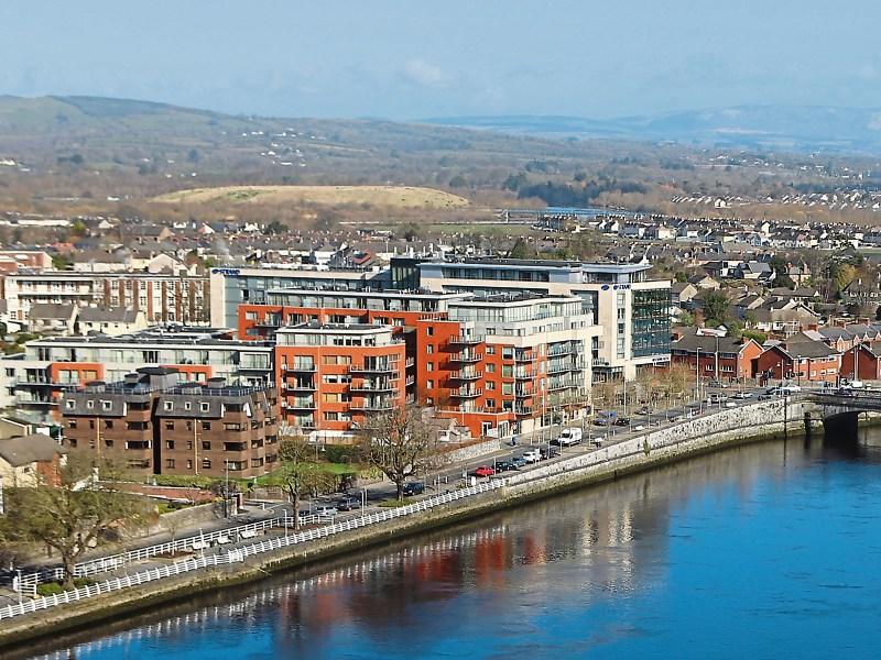 A receiver has been appointed to Sova Properties which owns a number of units at the high-end Strand Apartments on O’Callaghan Strand