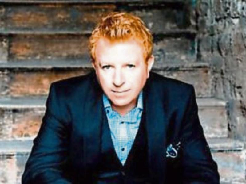On Thursday, December 7, the singer will fill the beautiful St Flannan’s Cathedral with the sound of music
