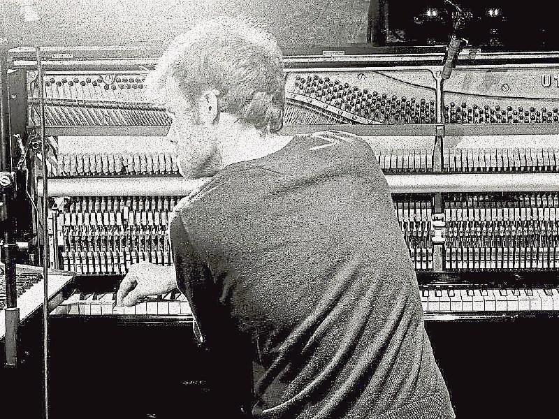 Ambient and post-classical musician, Paddy Mulcahy, has secured an 18-month record deal with Believe Digital 