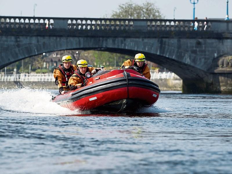Gardai swim in river as emergency services attend rescue operation in Limerick city