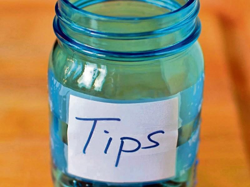 LImerick senator backs bill to let waiting staff keep their tips
