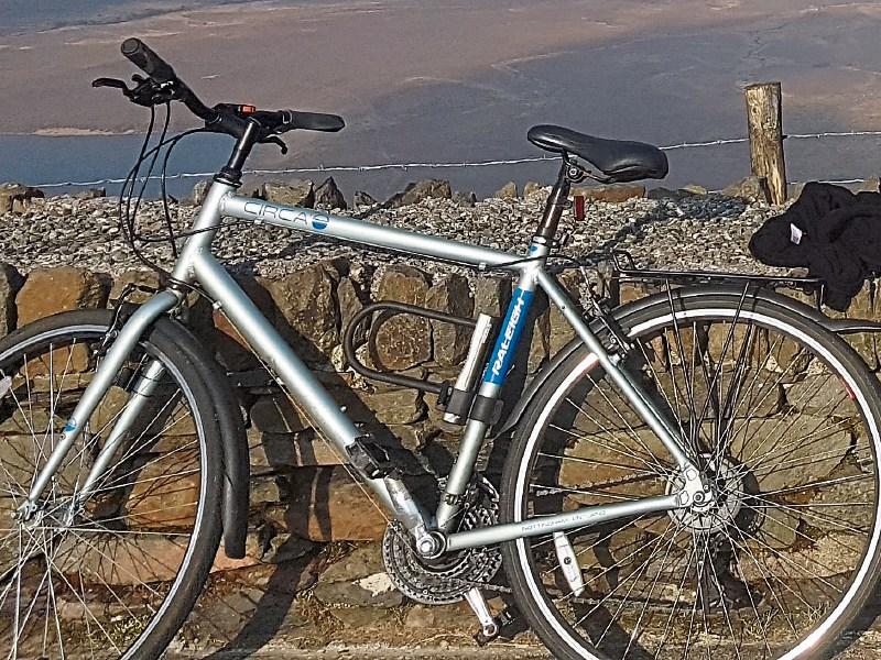 Cyclist seeks help in locating bike which fell off car on Limerick motorway