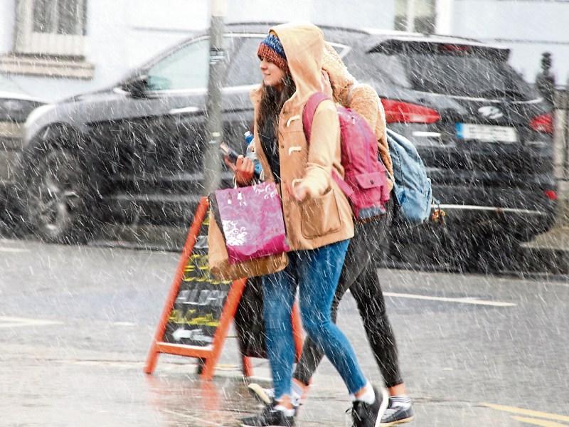 First flurries of snowfall in Limerick as weather is set to worsen