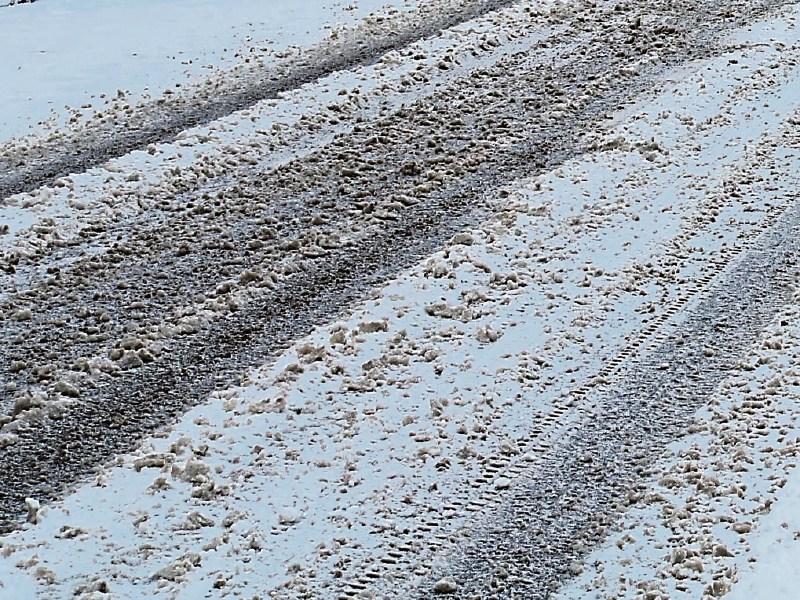 A heavy fall of snow is causing disruption across Limerick