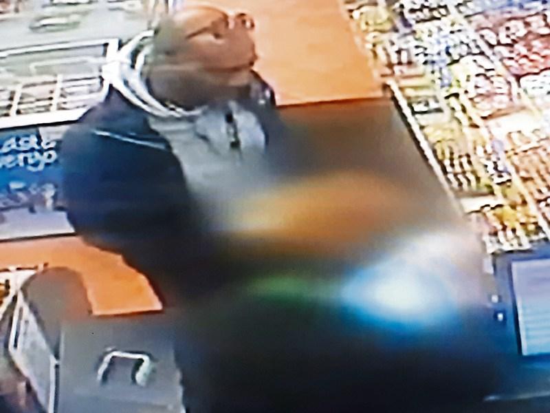 Gardai seek help in identifying man who used stolen credit card details at store