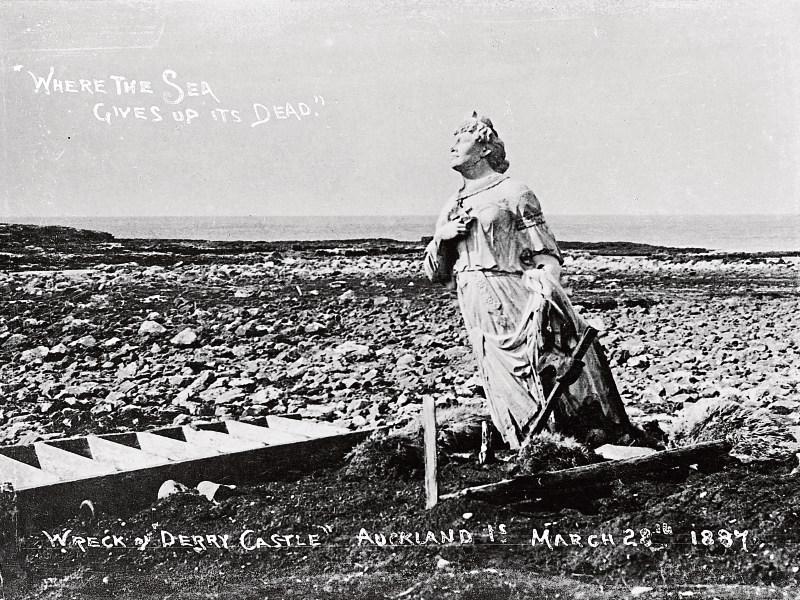 The mast head of the Derry Castle remained on Enderby Island as a memorial to those who perished until the 1940s