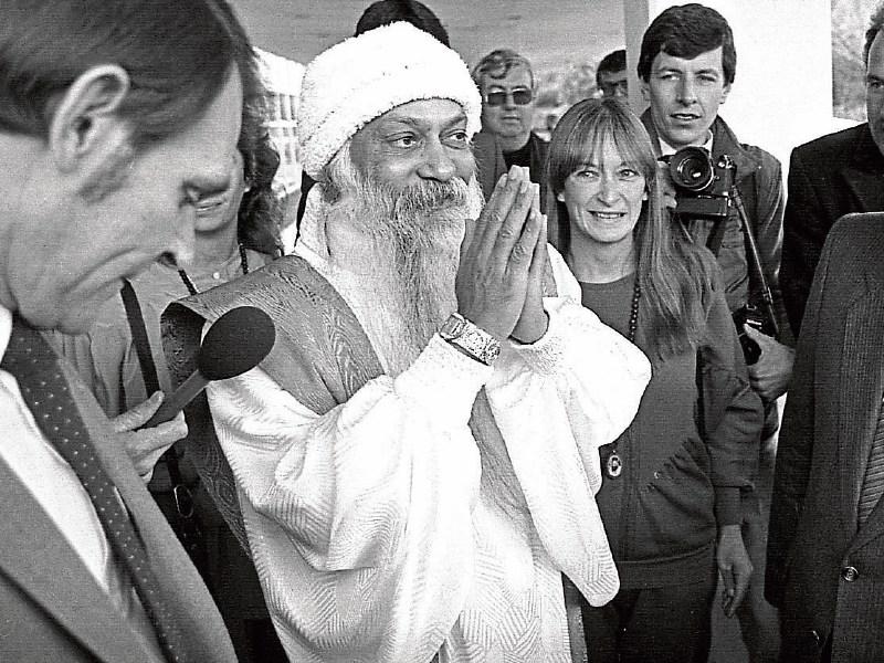 Bhagwan Shree Rajneesh exiting his hotel in Limerick Picture: Owen South