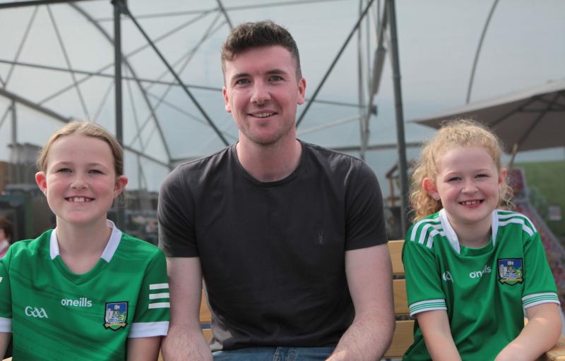 Limerick hurling captain greets hundreds at county hardware store Limerick Live