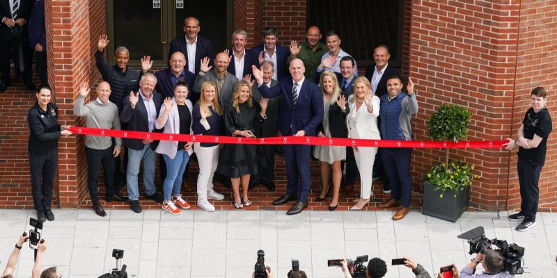In Pictures: Superstars launch International Rugby Experience in Limerick 