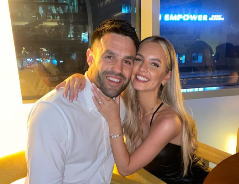 Munster rugby star Conor Murray proposes to model girlfriend 