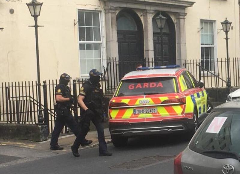 BREAKING: Armed gardai storm premises in Limerick