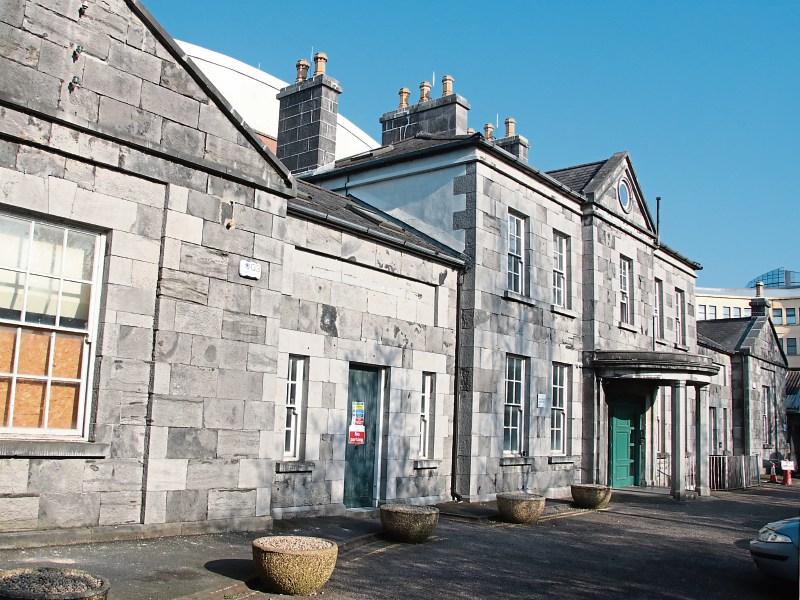 Call made to bring apartment complex in Limerick city into public ownership