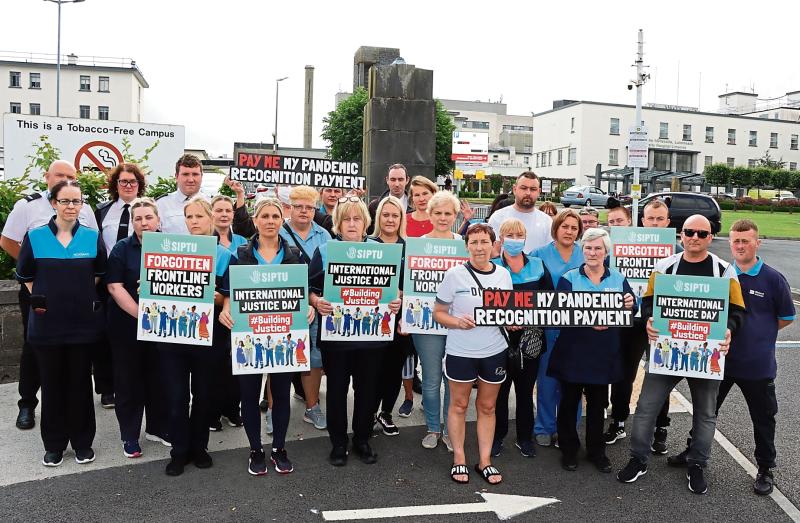 Protest in Limerick over nonpayment of Covid19 solidarity cash
