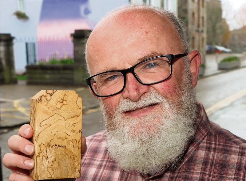 The two faces of Christmas: Santa Claus to be seen on ‘magic’ Limerick clock!