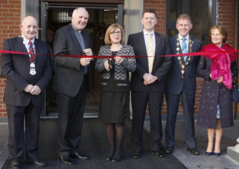 Jan O'Sullivan TD., Minister for Education and Skills, officially opening the newly extended and refurbished St Munchins College, Corbally in the presence of Brendan Leahy, Bishop of Limerick, Mayor Michael Sheahan, Cllr Kieran OHanlon, Deputy Mayor of Limerick City and County, David Quilter, principal of St Munchins College and Noreen Caulfield, chairperson of the board of management of the college. Picture: Dave Gaynor