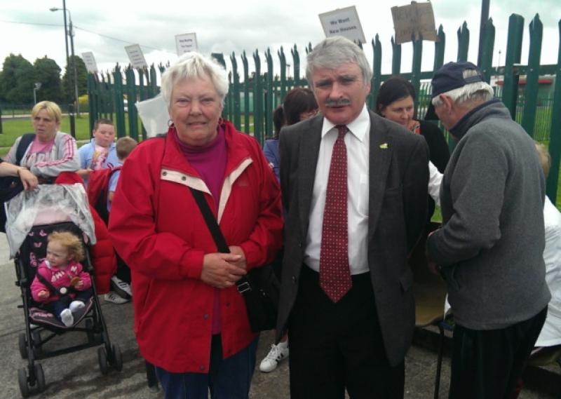 Mary Mallard of Assumpta Park and Deputy Willie O'Dea, pictured at the protest in St Mary's Park this week