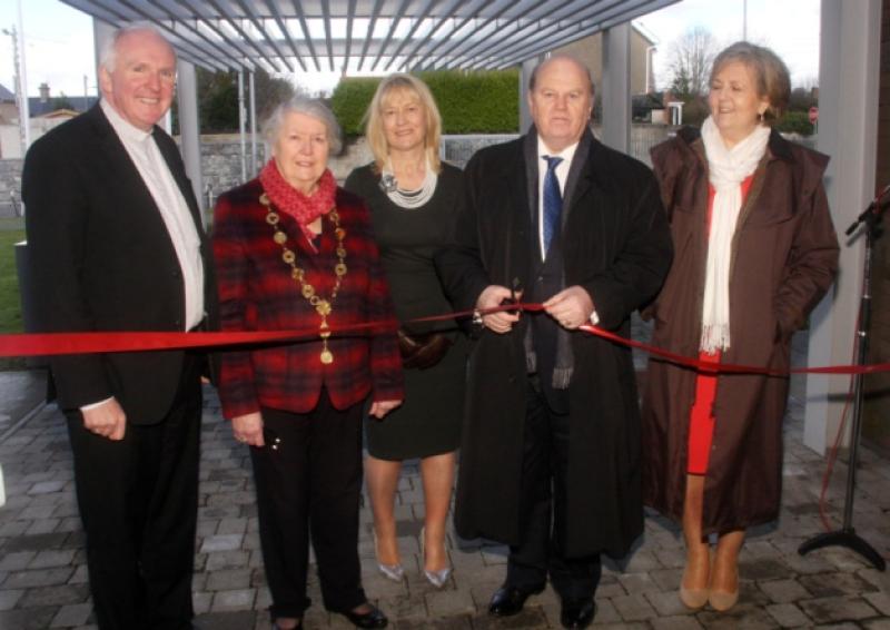 Minister Michael Noonan officially opening the new extension at Ardscoil R�s in the company of Bishop Brendan Leahy, Mayor Kathleen Leddin, Brid de Brun, principal of Ardscoil Ris and Mary Brick, chairperson of the board of management [Picture: Dave Gaynor]