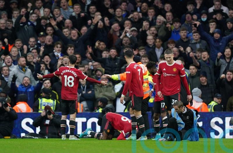Leeds will issue lifetime bans to fans who threw objects onto Elland Road pitch