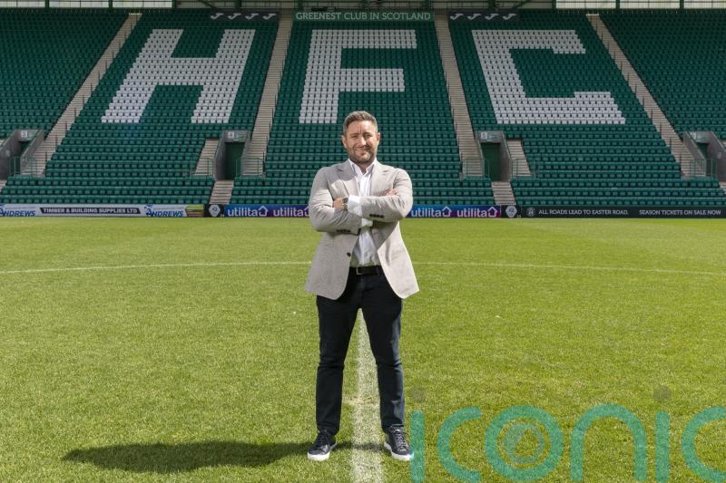 A real coup – Lee Johnson happy after Hibernian sign Jair Tavares from Benfica