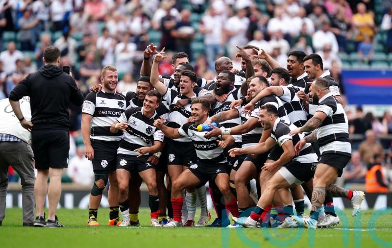 England hammered by 14-man Barbarians as Damien Penaud scores twice