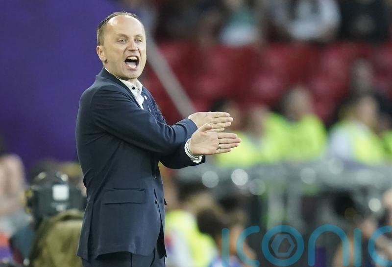 Netherlands coach Mark Parsons admits prognosis ‘not great’ for injured duo