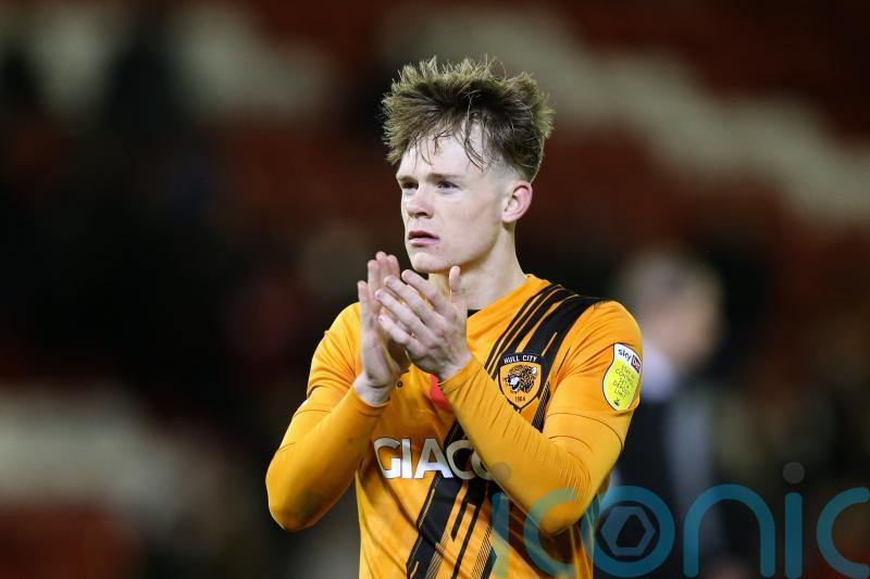 Brentford agree club-record £16m deal for Hull midfielder Keane Lewis-Potter