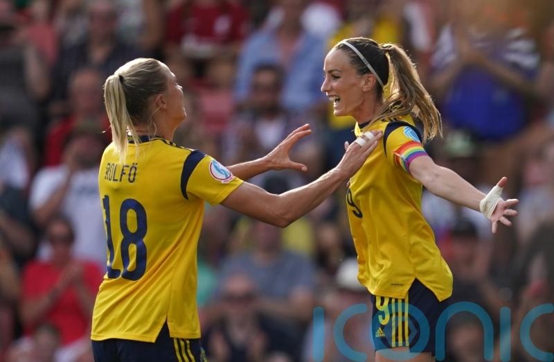 Sweden and Netherlands win big to reach Euro 2022 quarter-finals