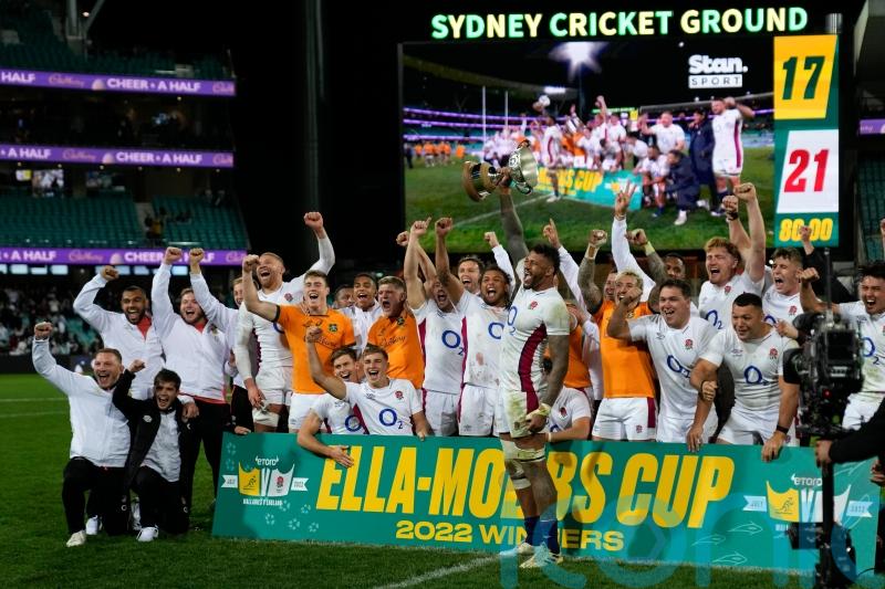 Rugby Australia condemns fans’ ‘offensive’ behaviour towards England staff