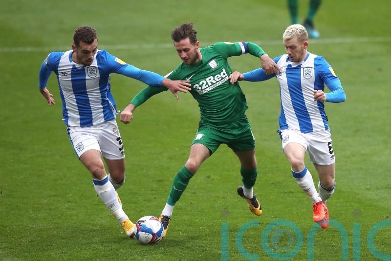Lewis O’Brien and Harry Toffolo swap Huddersfield for Nottingham Forest
